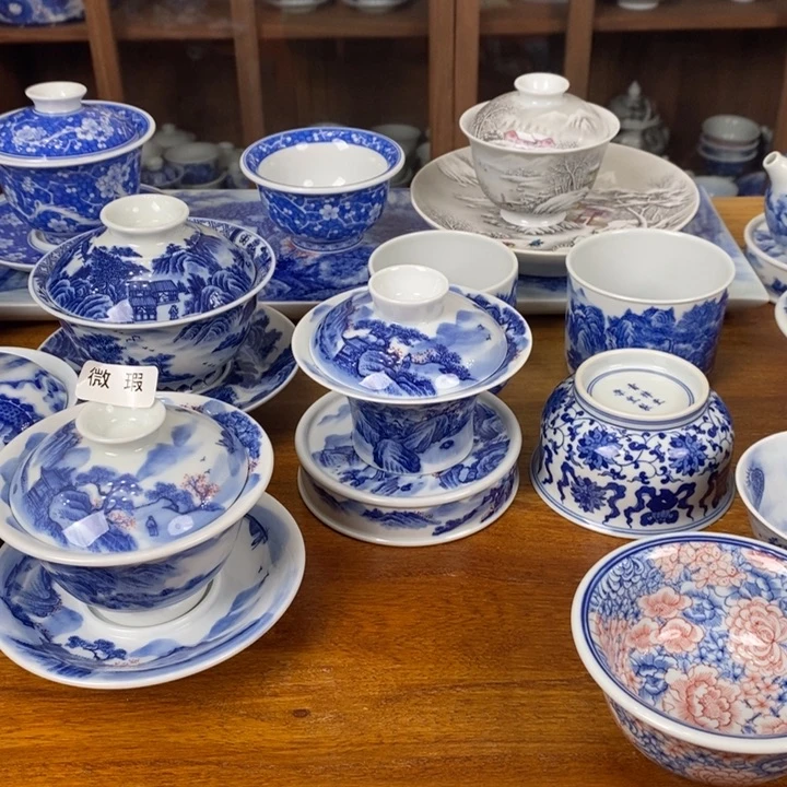 青花手绘山水盖置