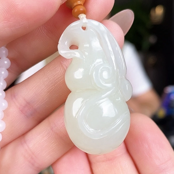 和田玉未镶嵌颈饰定制发货