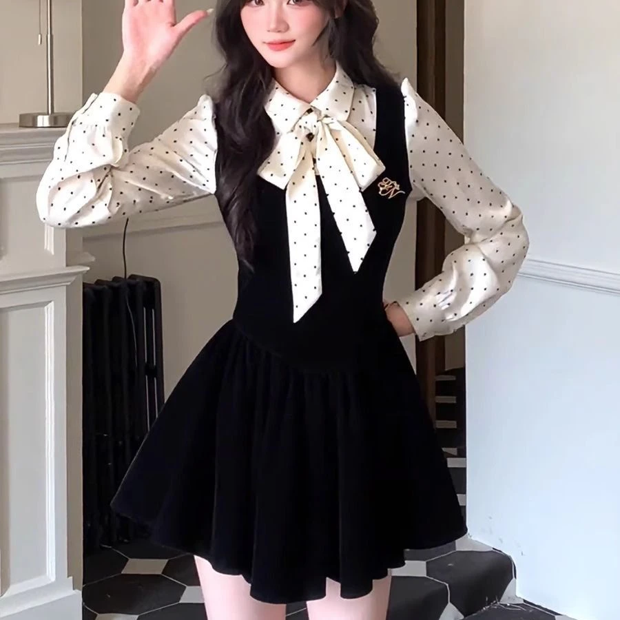 大码胖MM富家千金高级感连衣裙女2025秋冬波点假两件收腰显瘦短裙