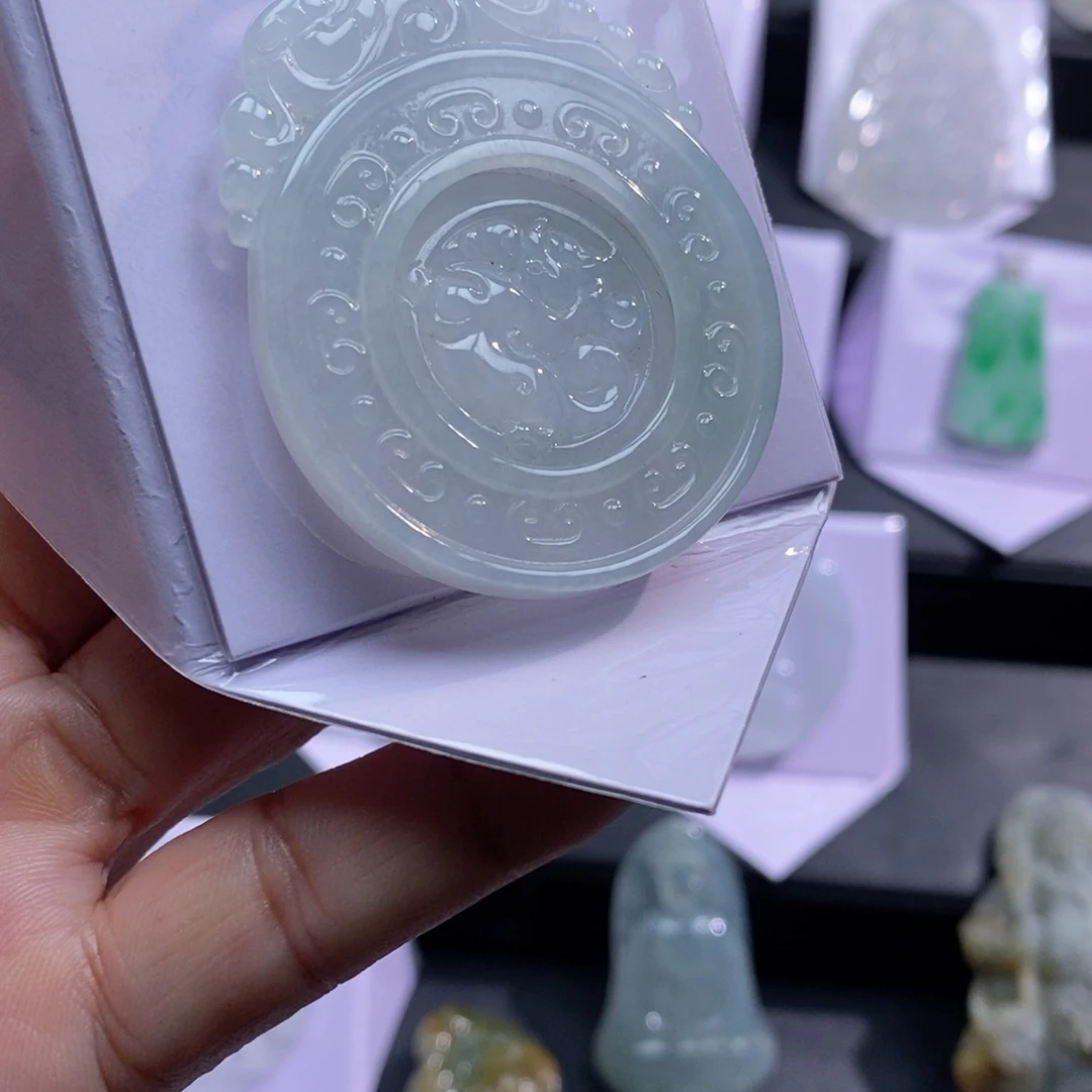 颈饰未镶嵌翡翠时来运转