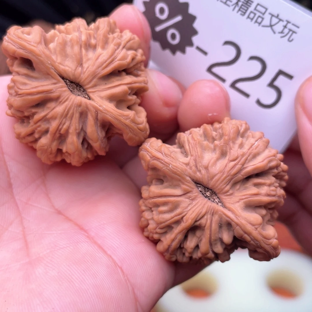 文玩核桃把件43全品虎头毕业对