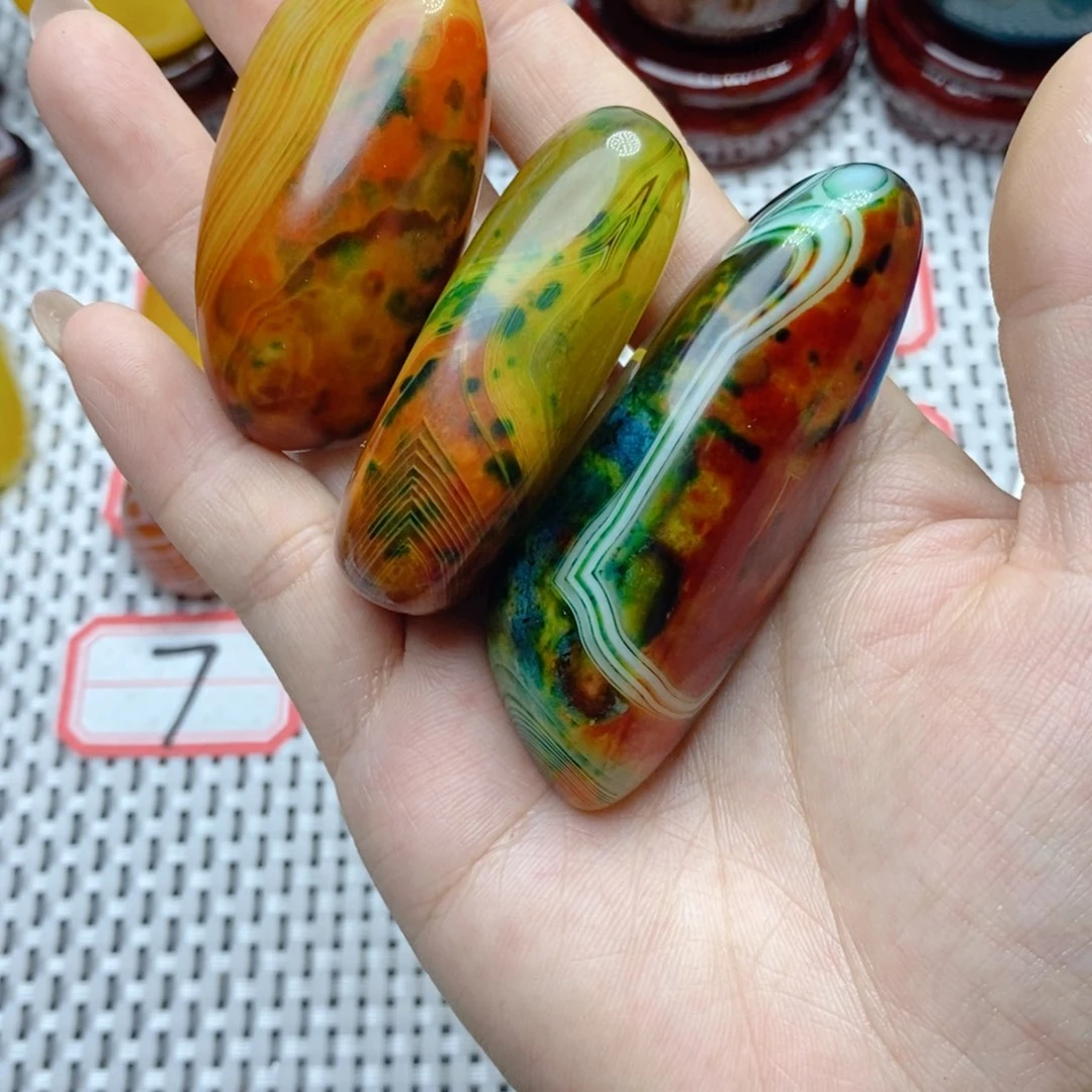 玛瑙/玉髓颈饰未镶嵌想****理