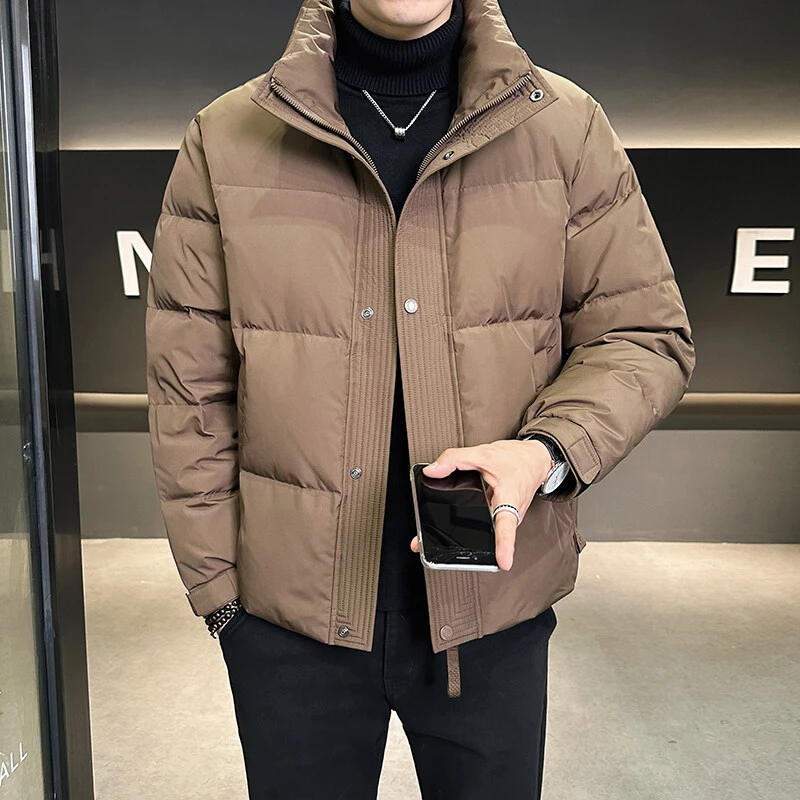 冬季潮牌立领轻薄羽绒服时尚潮流立领青年短款休闲修身白鸭绒外套