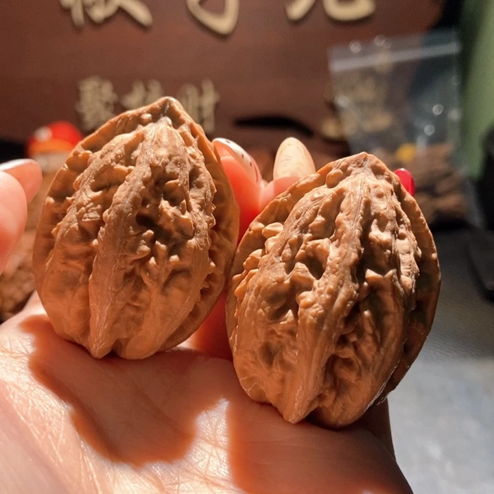 文玩核桃吊坠聚核财婉楸51