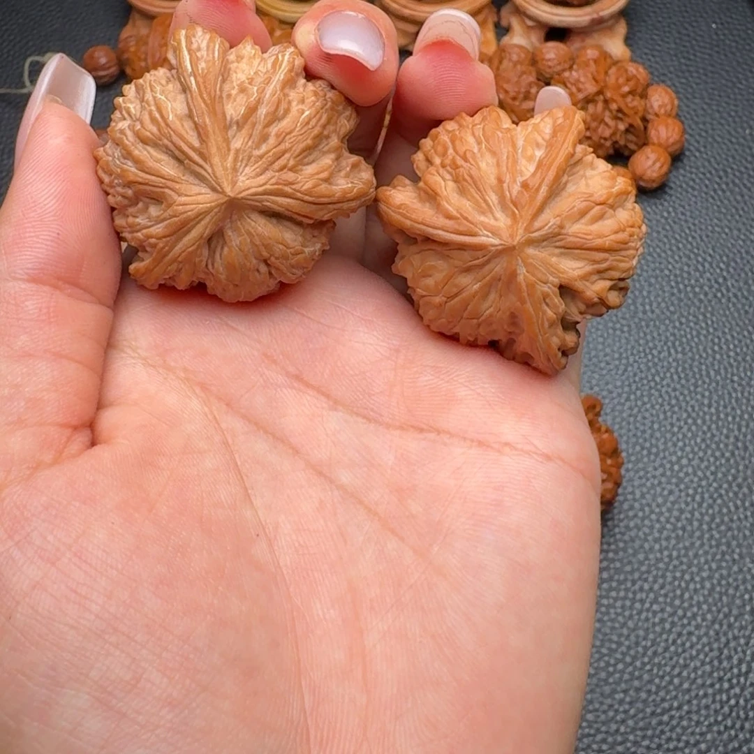 文玩核桃吊坠磨盘三棱，精品配对