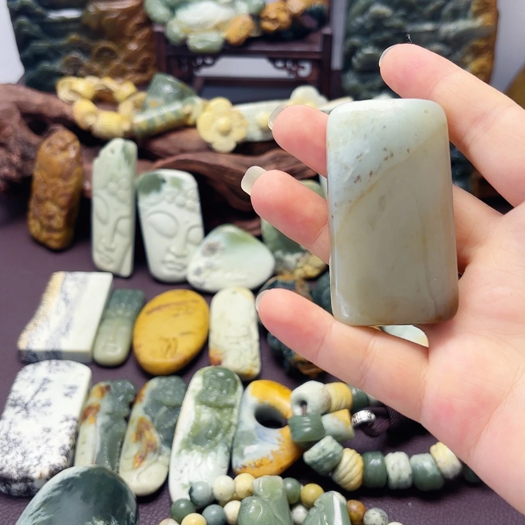 岫岩河磨玉（透闪石质玉）未镶嵌挂件