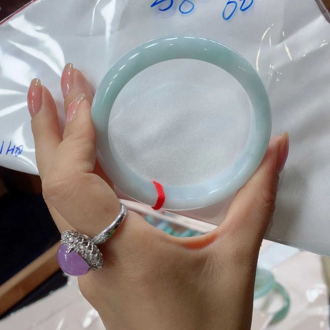未镶嵌手镯翡翠买断