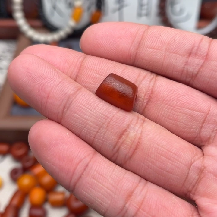 ****你琥珀未镶嵌裸石蜜蜡马蹄