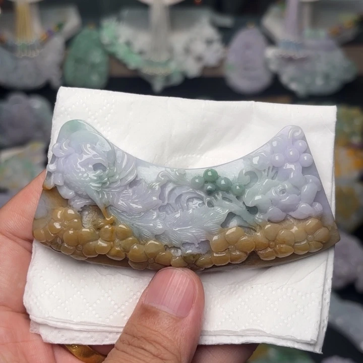 翡翠未镶嵌颈饰吊坠
