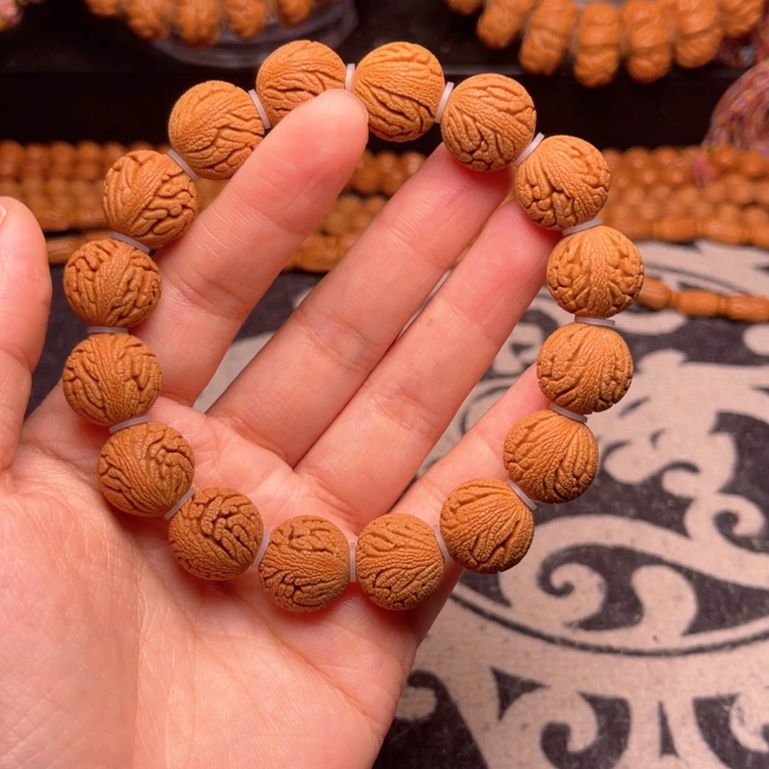 手串桃核龙纹绣球15
