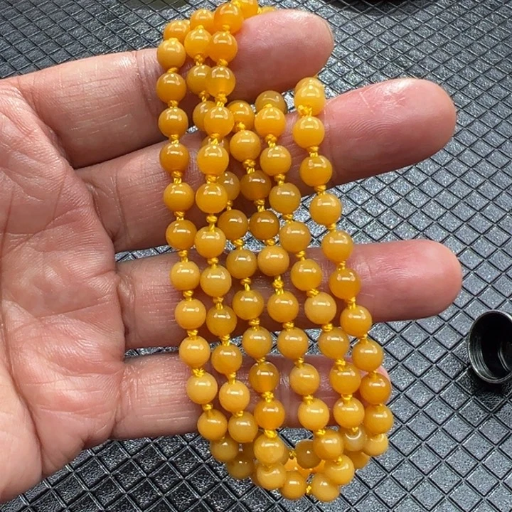 石英质玉（黄龙玉）颈饰未镶嵌