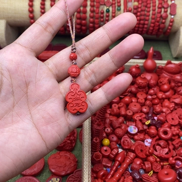 天然辰砂葫芦手机挂件