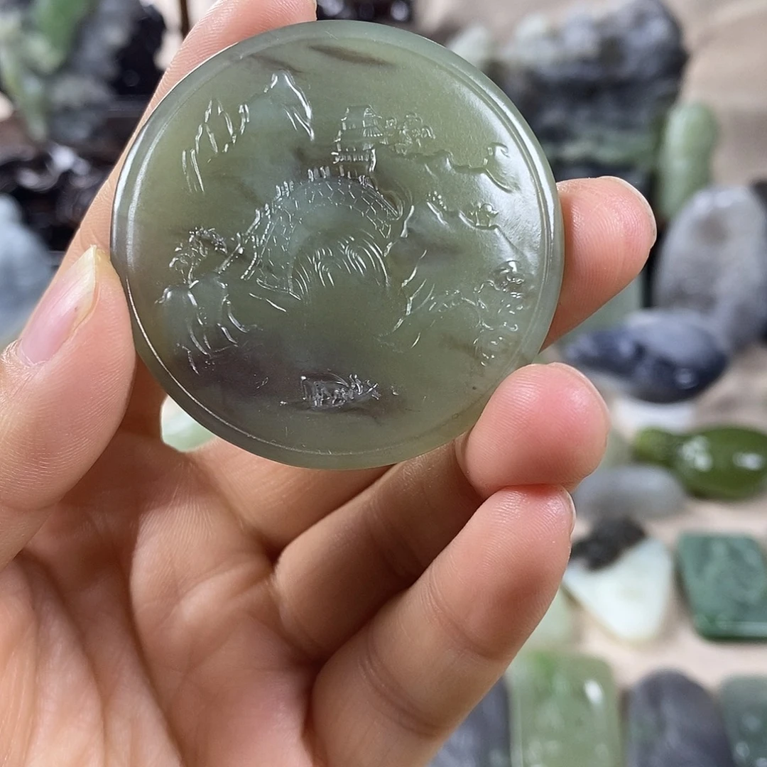 和田玉未镶嵌颈饰