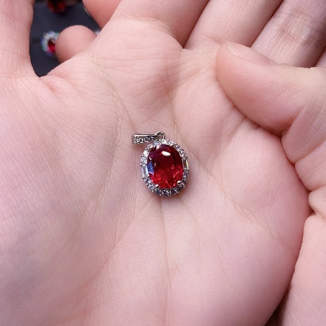 红宝石银S925镶嵌吊坠(赠链)