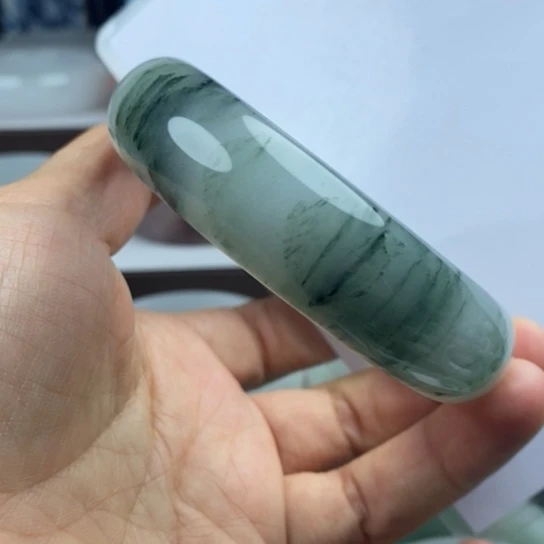 石英质玉（金丝玉）未镶嵌手镯