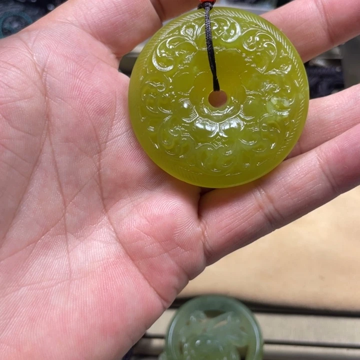 冰***的未镶嵌蛇纹石玉手链