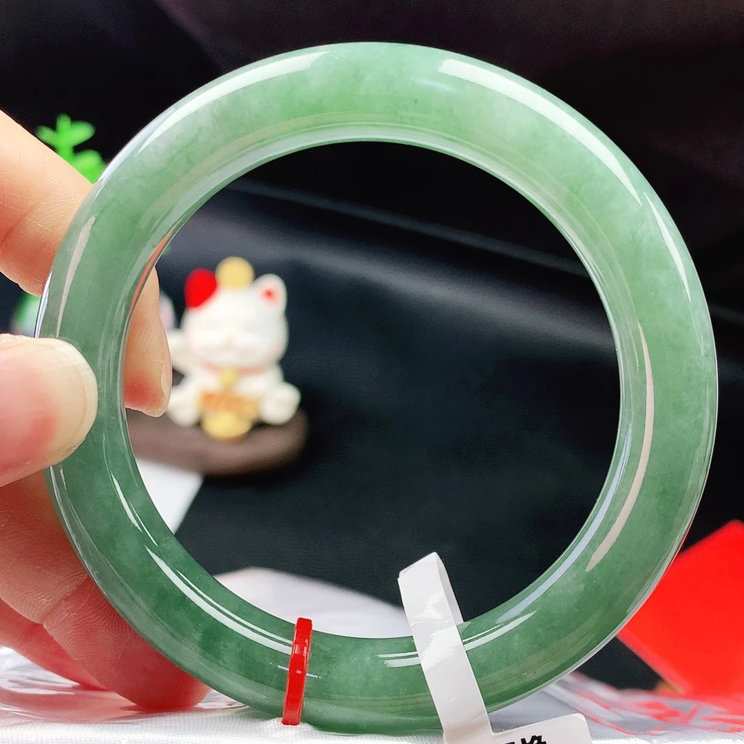 未镶嵌手镯翡翠57胖