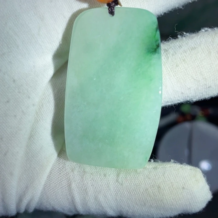翡翠未镶嵌挂件片料