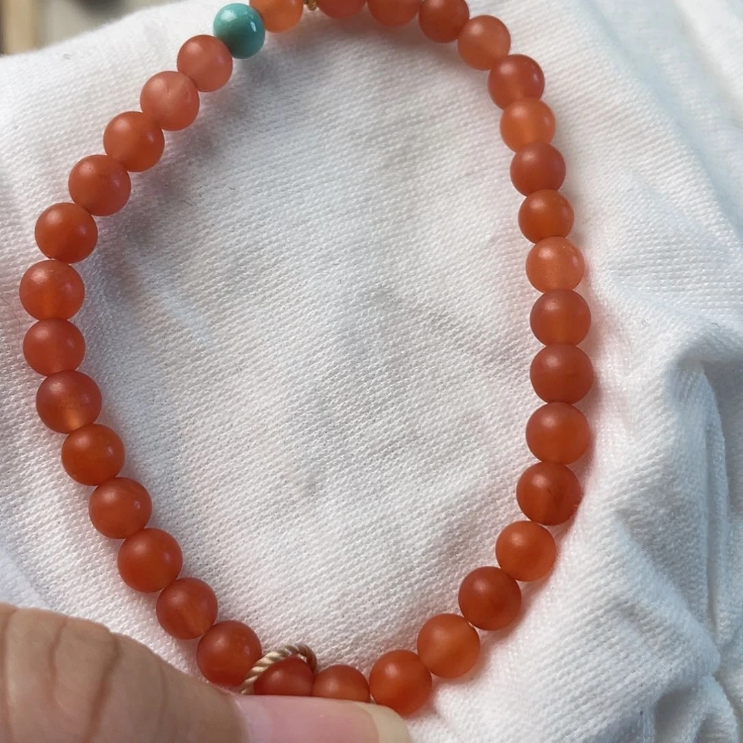 南红玛瑙配饰未镶嵌