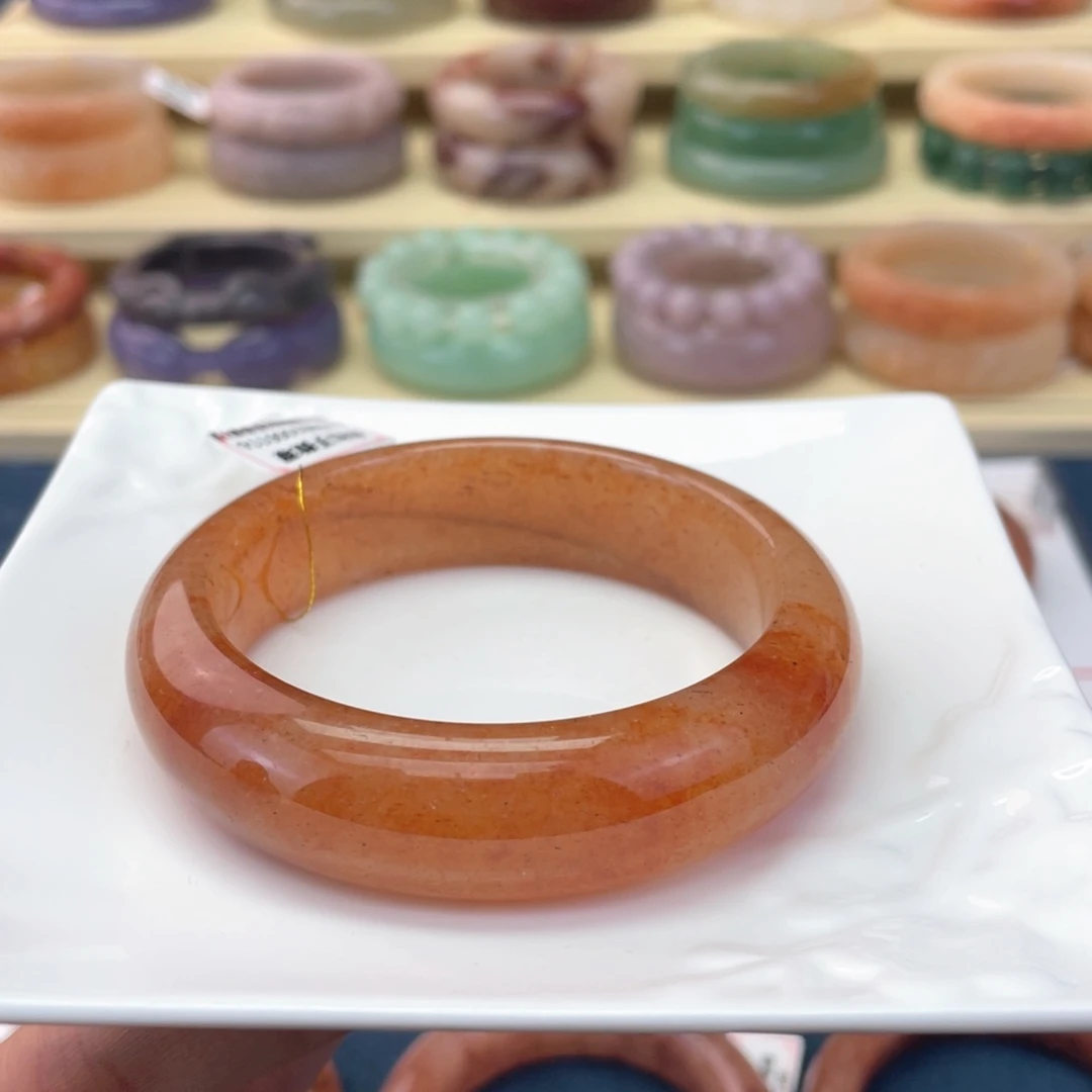 石英质玉未镶嵌手镯