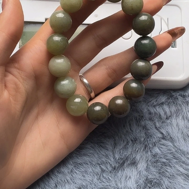 和田玉（糖玉）未镶嵌手链