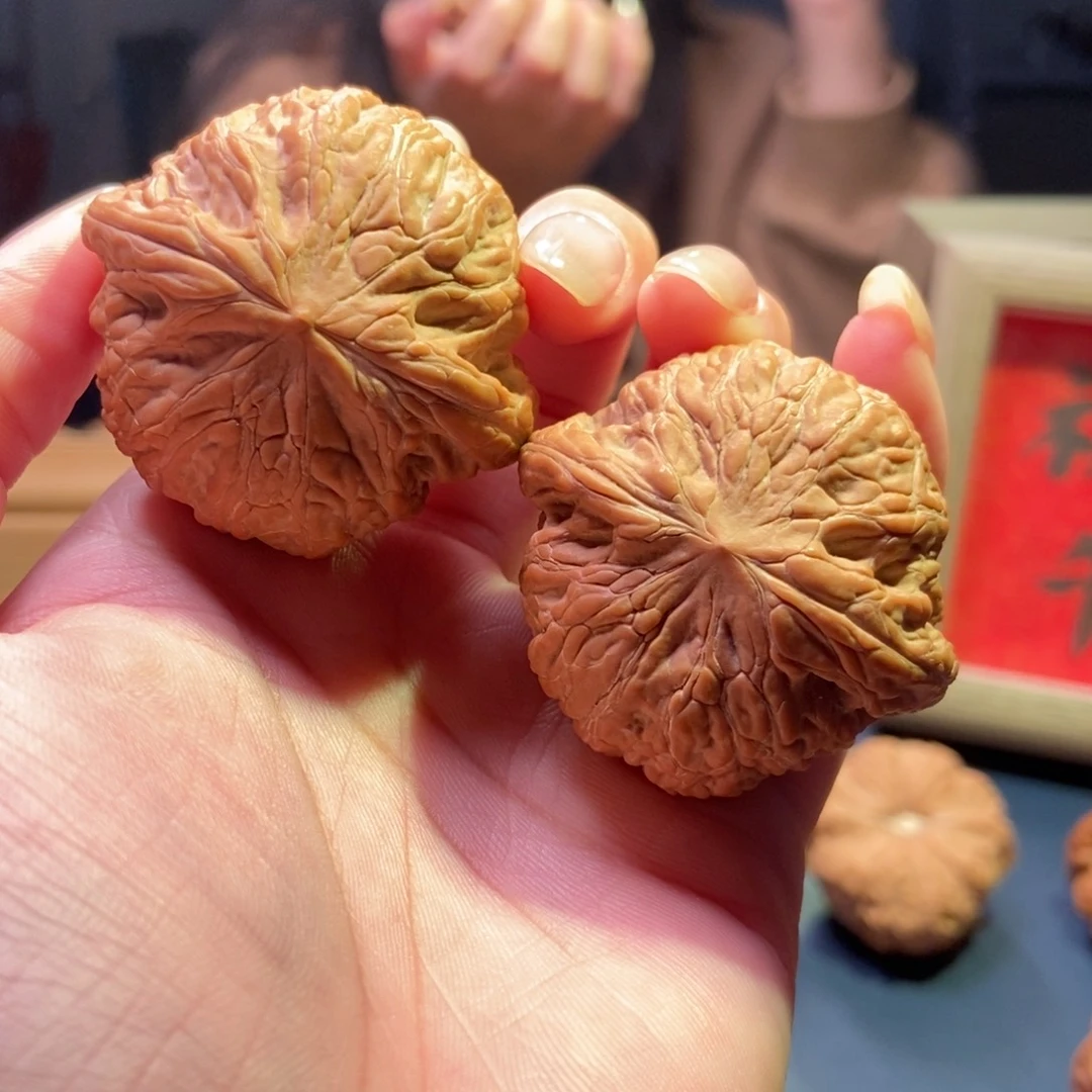 文玩核桃吊坠铁锤妹妹