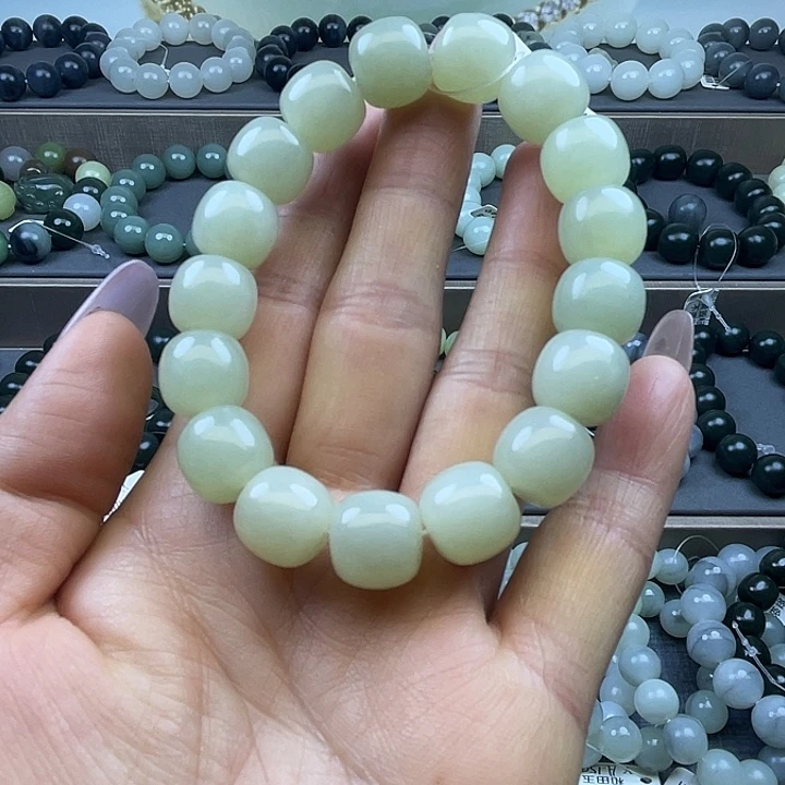 和田玉未镶嵌手链