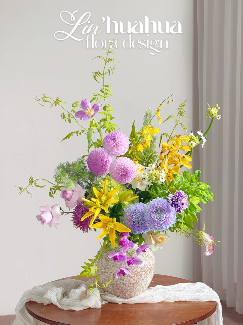 【浅湾蔓屿】Lin花花原创设计鲜花花束搭配昆明家用高品质瓶插花