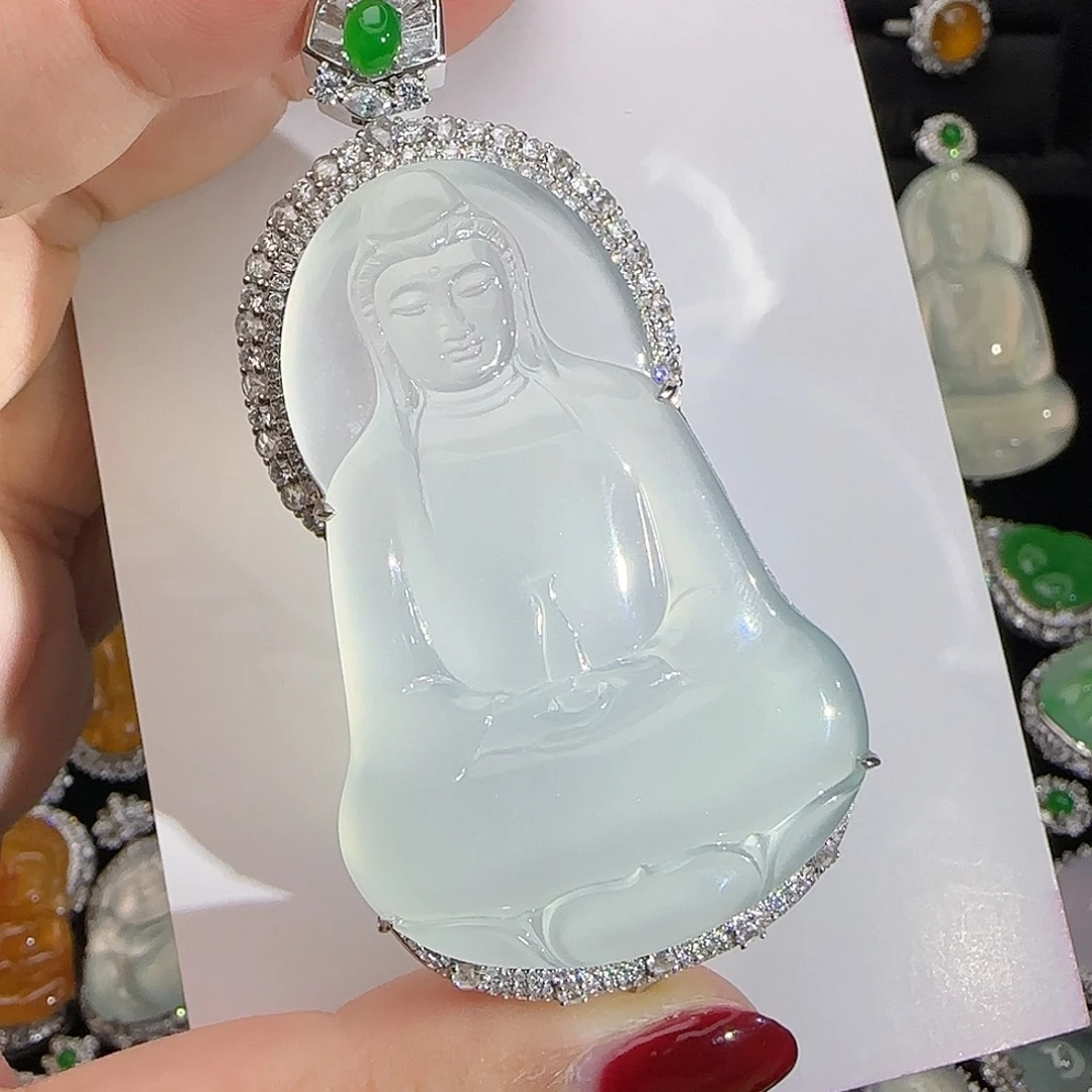 翡翠18K金镶嵌颈饰天然翡翠