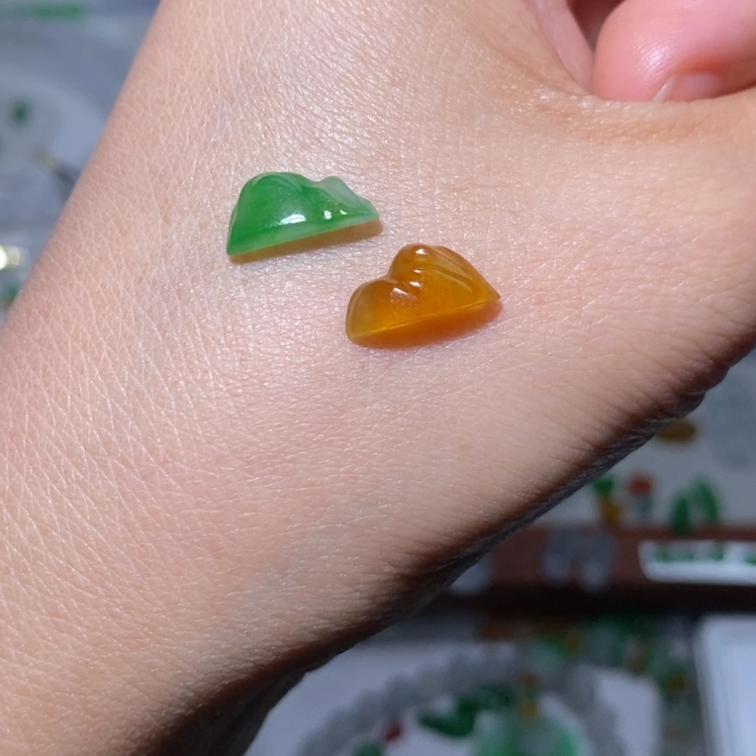 定制翡翠未镶嵌翡翠