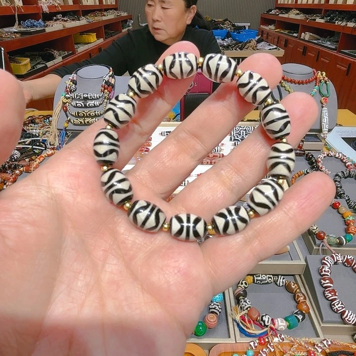 未镶嵌玛瑙/玉髓珠宝奇石