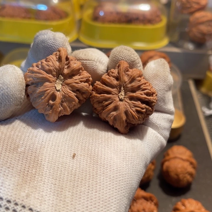 文玩核桃把件小**爱野生小众