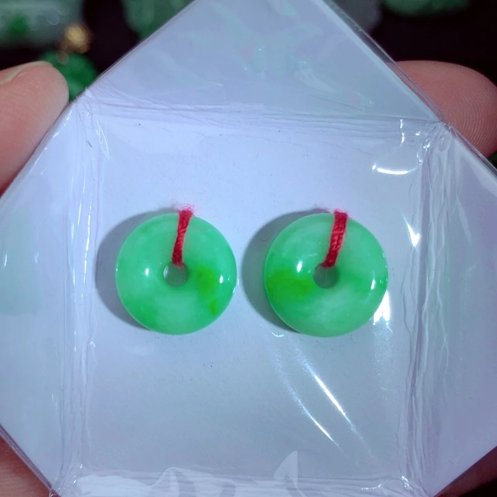 翡翠未镶嵌毛衣链