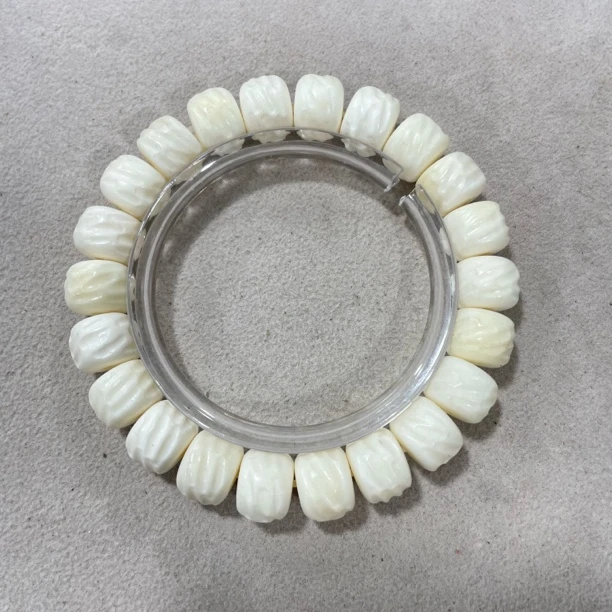 B635 鹿骨 无相 单圈手串