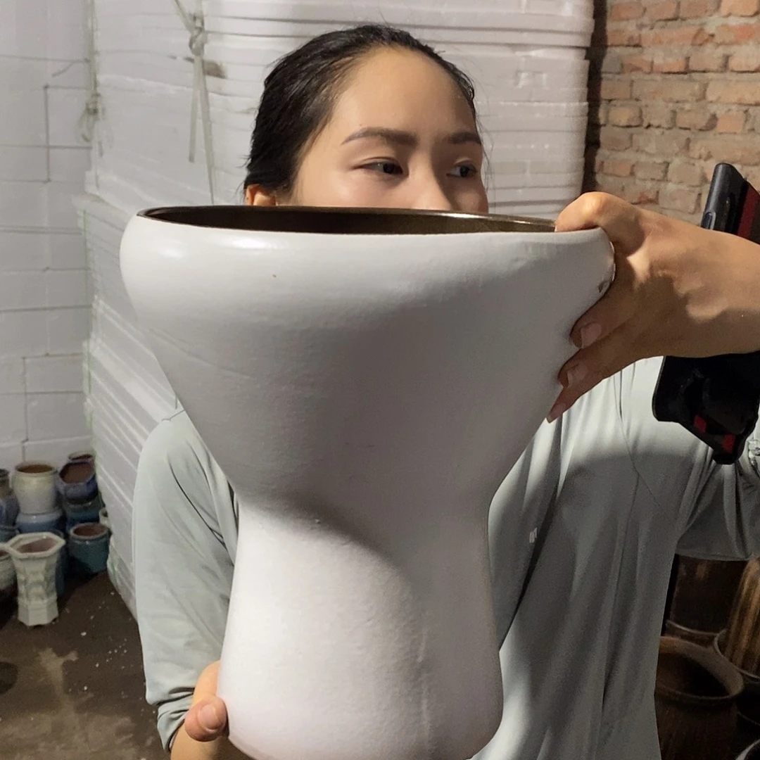 瑕疵24/28，cnhfvvb