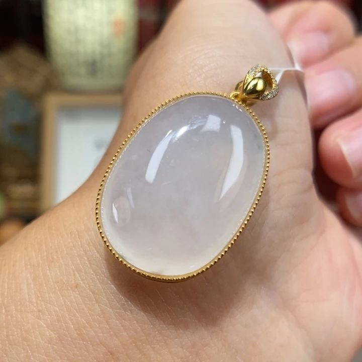【闪购商品】颈饰18K金镶嵌翡翠93