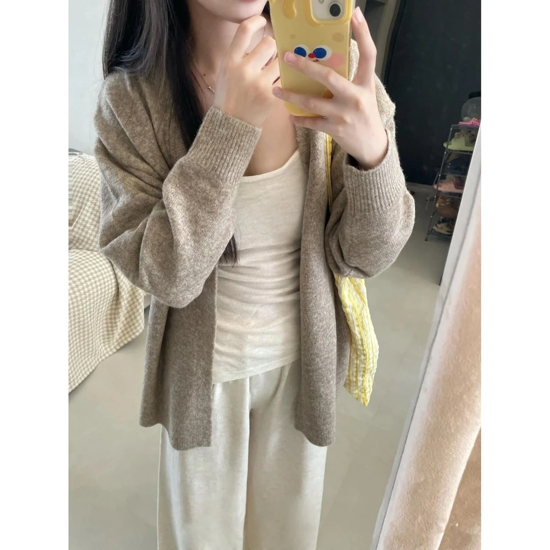 早秋新款韩系针织开衫毛衣女宽松软糯慵懒风休闲百搭长袖上衣外套