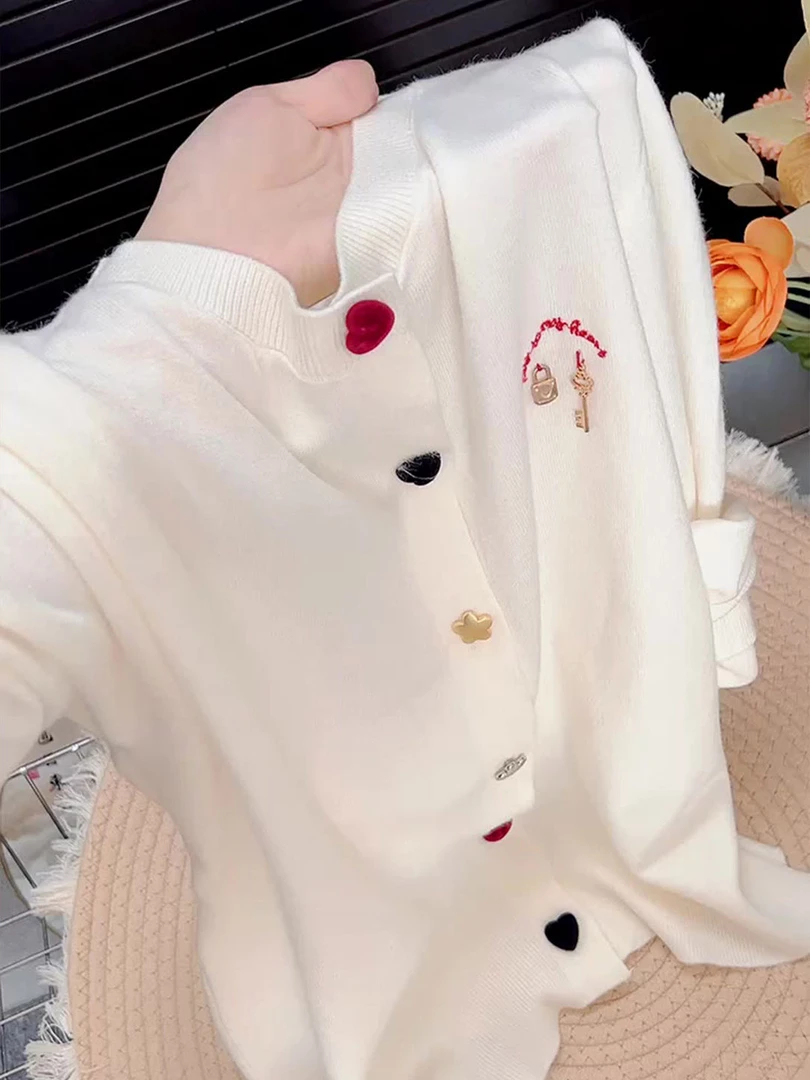 韩版软糯白色上衣女2025早秋简约时尚休闲甜美减龄针织开衫外套