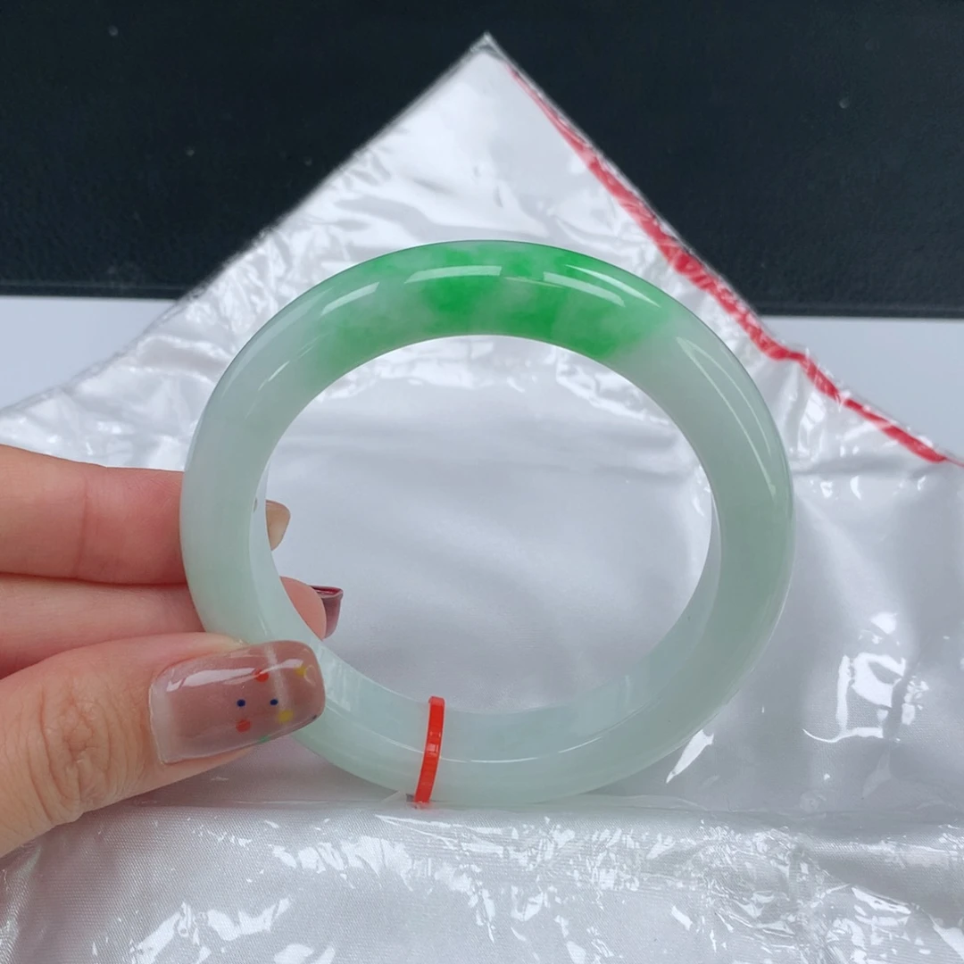 未镶嵌手镯翡翠061