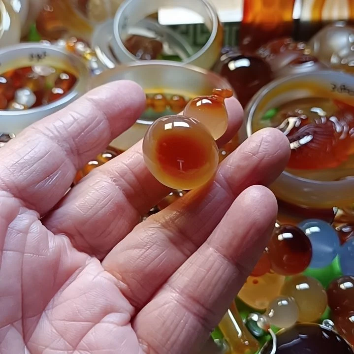 玛瑙/玉髓颈饰未镶嵌小***子