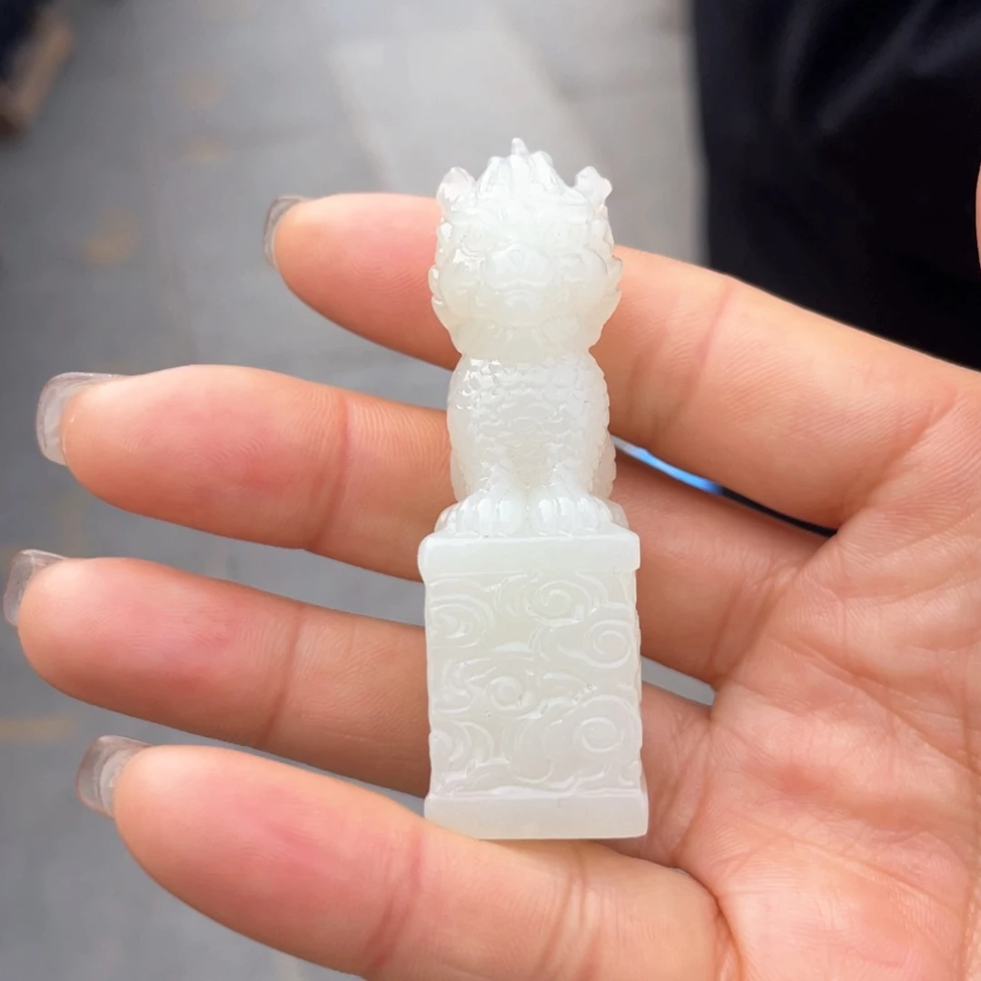 和田玉摆件未镶嵌