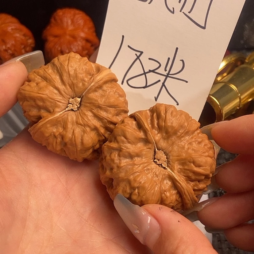 【闪购商品】文玩核桃把件蛤蟆