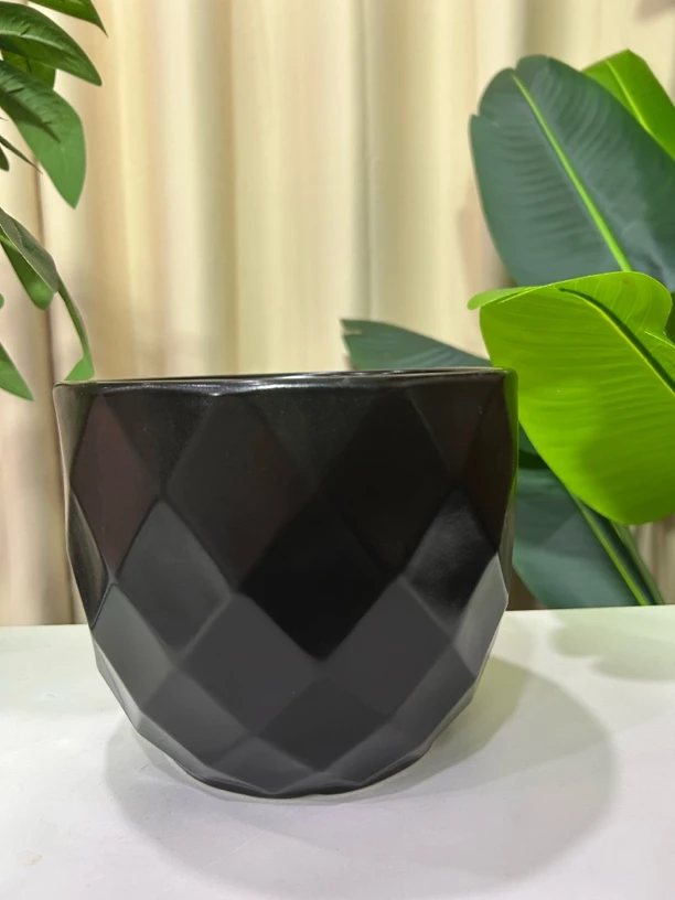 高18口20.5大口径哑光黑菱形花盆，适合多种室内绿植