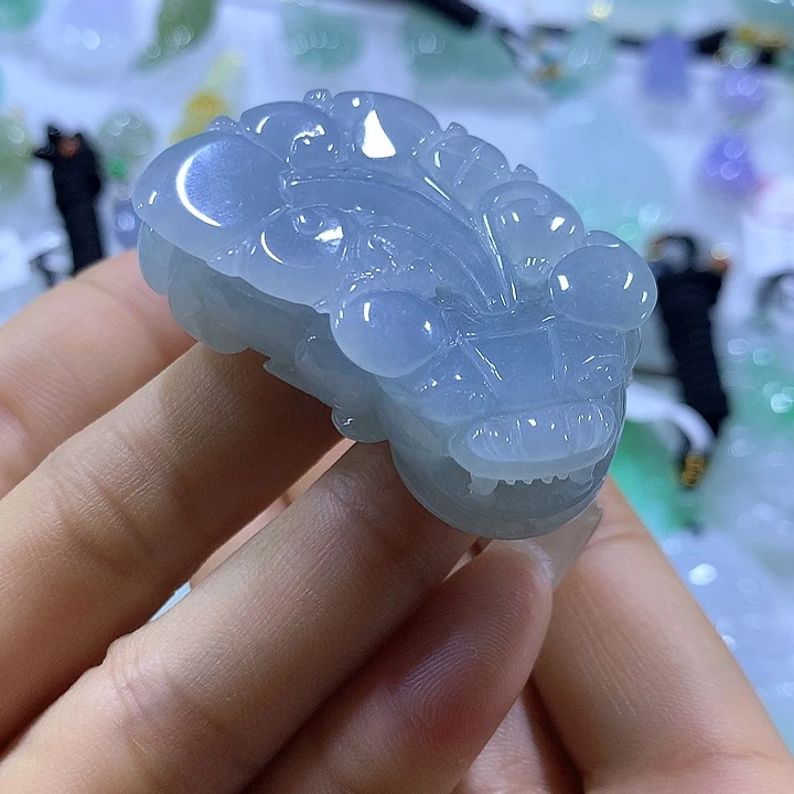 翡翠颈饰未镶嵌天然翡翠A货吊坠