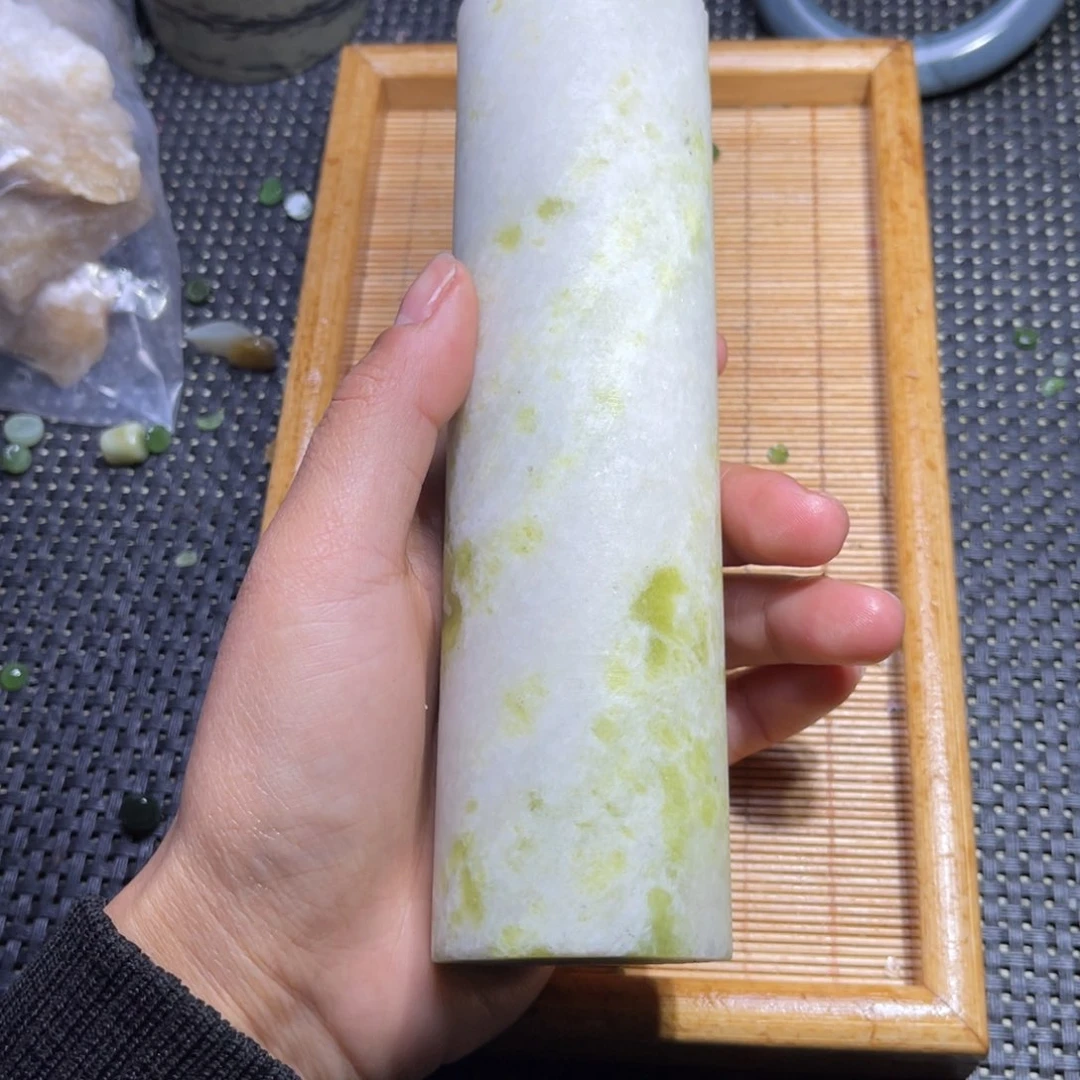 未镶嵌和田玉车挂