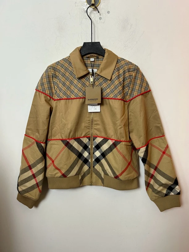 99新 BURBERRY/博柏利 Burberry格纹卡其色外套99新