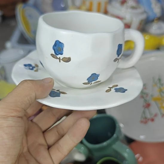 杯库存陶瓷杯碗盘微瑕介意慎拍！