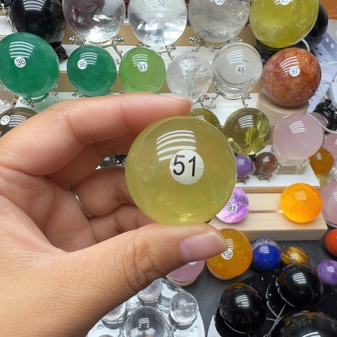 未镶嵌水晶珠宝半成品