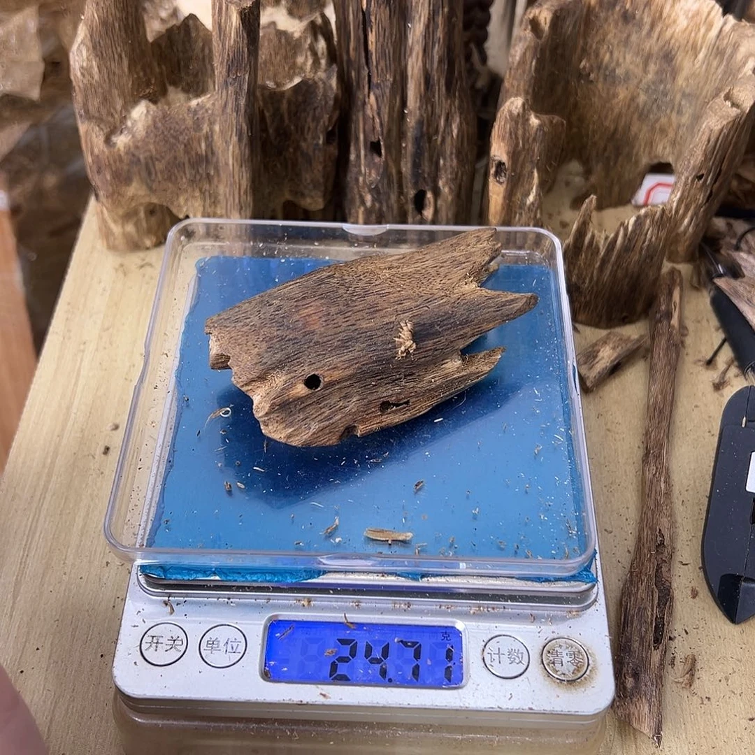 香料绿奇楠虫漏24克白棋