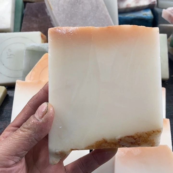 石英质玉未镶嵌定制佘太翠粉糖